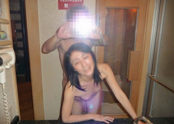 鏡前でセックスする素人カップルwwwこれ彼氏は友達に絶対見せてんだろーwww | 素人エロ画像やったる夫 10 鏡前でセックスする素人カップルwwwこれ彼氏は友達に絶対見せてんだろーwww | 素人エロ画像やったる夫 9 img 6a0b17af56534