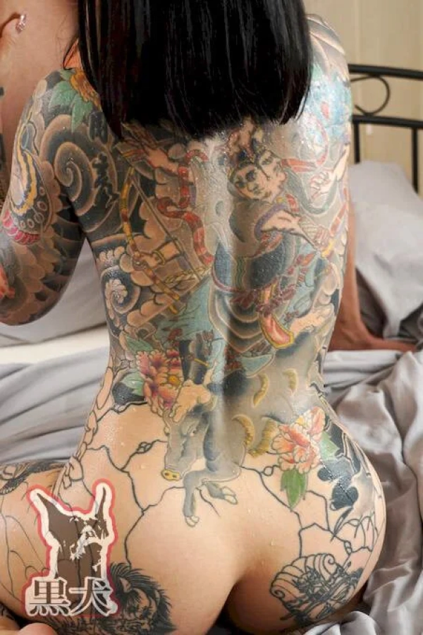【全身タトゥーエロ画像】全身に刺青が入れてる気合い入ったお姉さんのエロ画像!(39枚) | エロ画像ギャラリー 50 【全身タトゥーエロ画像】全身に刺青が入れてる気合い入ったお姉さんのエロ画像!(39枚) | エロ画像ギャラリー 49 img 6a15a3960f80e