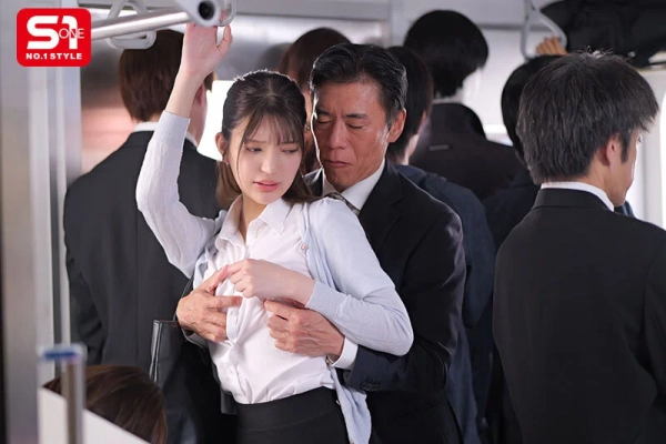 【抜けるエロ画像】騎乗位してる美女や痴漢プレイしちゃうOLなど!(28枚) | エロ画像ギャラリー 26 【抜けるエロ画像】騎乗位してる美女や痴漢プレイしちゃうOLなど!(28枚) | エロ画像ギャラリー 25 img 6a1d545448ca8