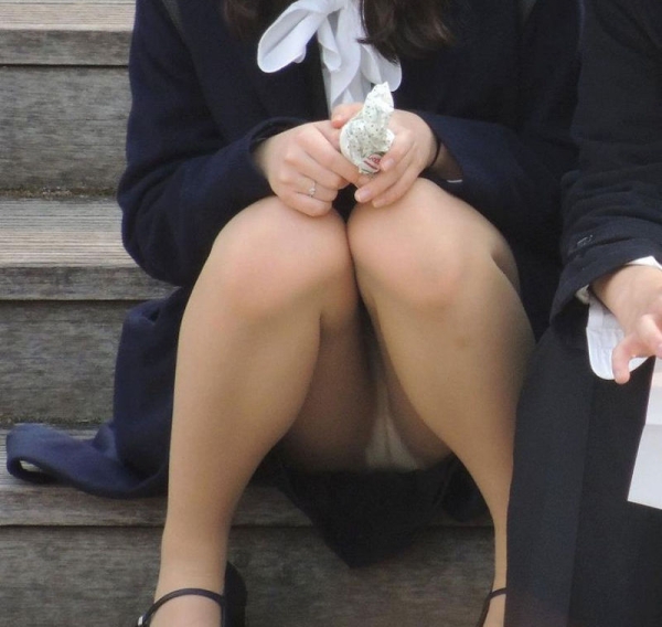階段で可愛いパンツが見えちゃってるOLさんのエロ画像! 150 階段で可愛いパンツが見えちゃってるOLさんのエロ画像! 149 img 6a2bf101c94bc