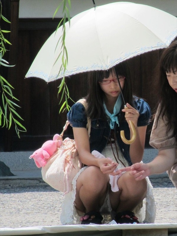 花見の席で絶対チラチラ見ちゃう様なパンチラしてる素人女子wwwwwwwwww | 素人エロ画像やったる夫 20 花見の席で絶対チラチラ見ちゃう様なパンチラしてる素人女子wwwwwwwwww | 素人エロ画像やったる夫 19 img 6a326c688d6e1