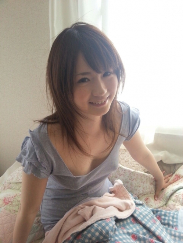 顔が良すぎる女の子のヌードや半脱ぎエロ画像!これは勃起必至w 238 顔が良すぎる女の子のヌードや半脱ぎエロ画像!これは勃起必至w 237 img 6a33d9f293a81