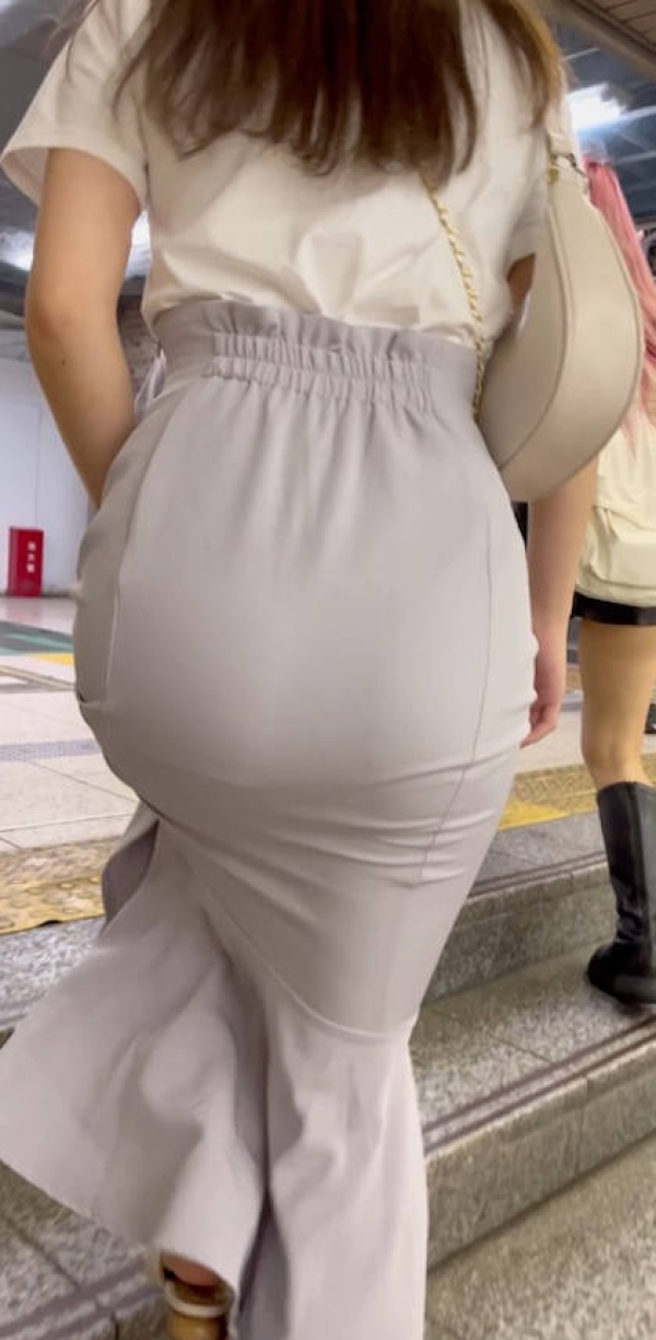 マーメイドスカートのお尻は美しいエロ画像 - 性癖エロ画像 センギリ 12 マーメイドスカートのお尻は美しいエロ画像 - 性癖エロ画像 センギリ 11 img 6a360c84ca190