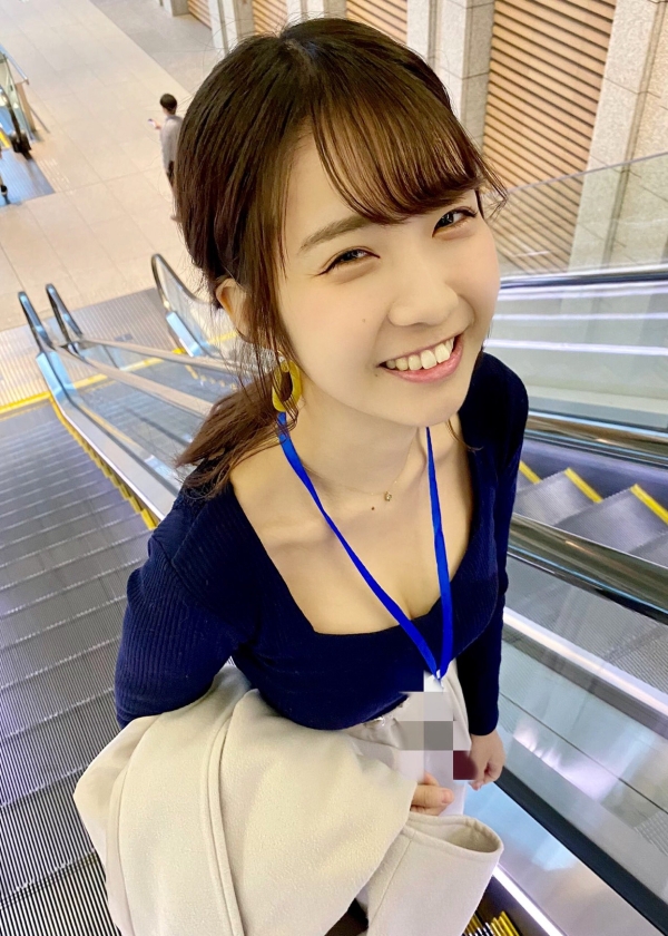 おっぱいの谷間がゆるゆるで正直ガン見しちゃう美人OLさんのエロい胸元wwwwwwwww | 素人エロ画像やったる夫 4 おっぱいの谷間がゆるゆるで正直ガン見しちゃう美人OLさんのエロい胸元wwwwwwwww | 素人エロ画像やったる夫 3 img 6a50bed87b8b8
