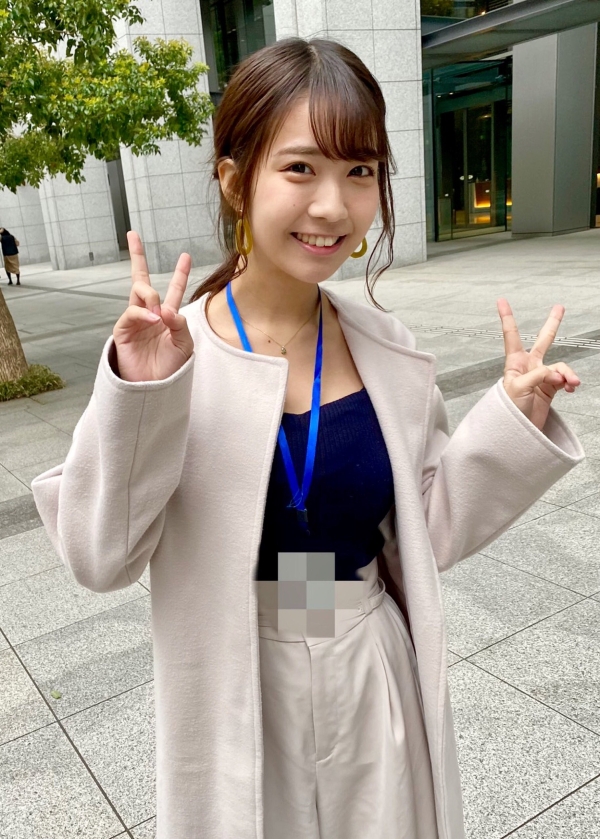 おっぱいの谷間がゆるゆるで正直ガン見しちゃう美人OLさんのエロい胸元wwwwwwwww | 素人エロ画像やったる夫 6 おっぱいの谷間がゆるゆるで正直ガン見しちゃう美人OLさんのエロい胸元wwwwwwwww | 素人エロ画像やったる夫 5 img 6a50bed8b2397