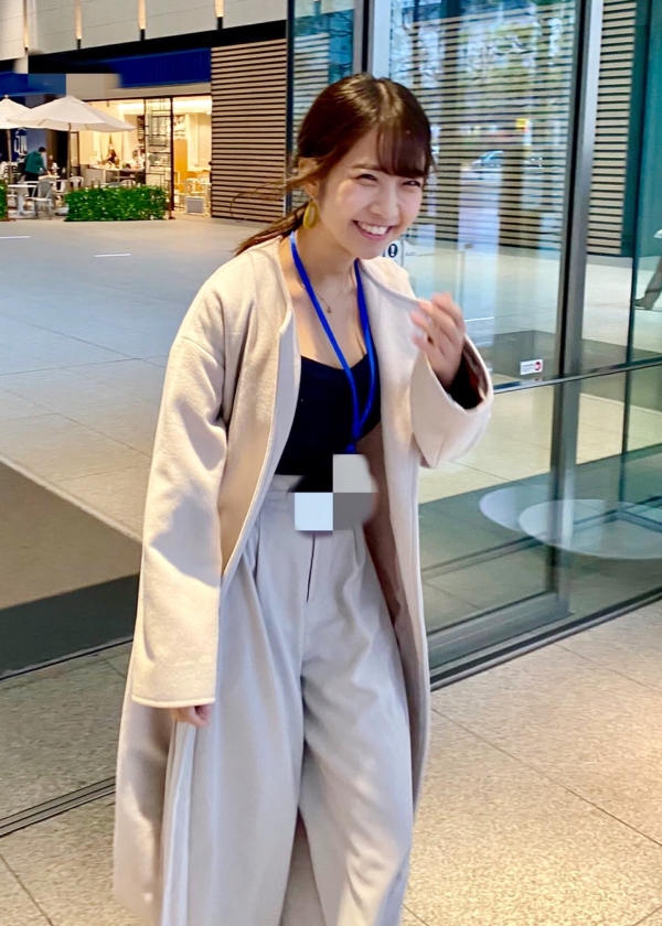 おっぱいの谷間がゆるゆるで正直ガン見しちゃう美人OLさんのエロい胸元wwwwwwwww | 素人エロ画像やったる夫 8 おっぱいの谷間がゆるゆるで正直ガン見しちゃう美人OLさんのエロい胸元wwwwwwwww | 素人エロ画像やったる夫 7 img 6a50bed8ece61
