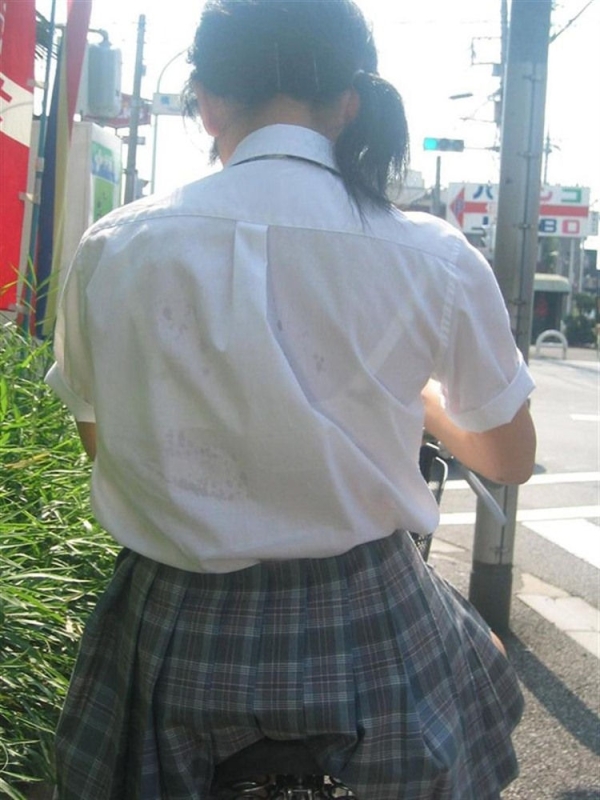 白ブラウスを着てブラジャーが透けているOLさんやJKのエロ画像! 214 白ブラウスを着てブラジャーが透けているOLさんやJKのエロ画像! 213 img 6a784c9b0e0ad