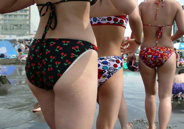 海を楽しんでる水着ギャルのお尻に注目してみたエロ画像! 228 海を楽しんでる水着ギャルのお尻に注目してみたエロ画像! 227 img 6a7c5cc6cd563