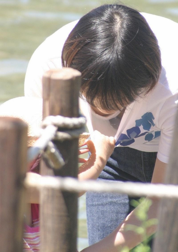 スーパー逝くと人妻の胸チラが酷くてムラムラ勃起がおさまらないwwwwwwwwwwww | 素人エロ画像やったる夫 12 スーパー逝くと人妻の胸チラが酷くてムラムラ勃起がおさまらないwwwwwwwwwwww | 素人エロ画像やったる夫 11 img 6a857b021bbf8