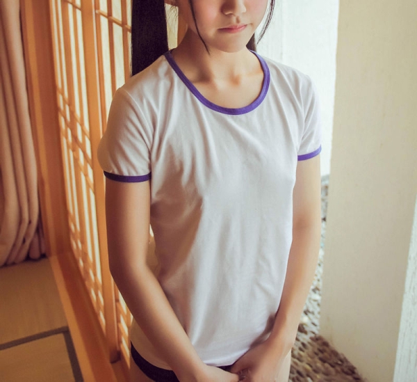乳首が透けて見えちゃってるノーブラ体操服女子のエロ画像! 102 乳首が透けて見えちゃってるノーブラ体操服女子のエロ画像! 101 img 6a8c131532d8c