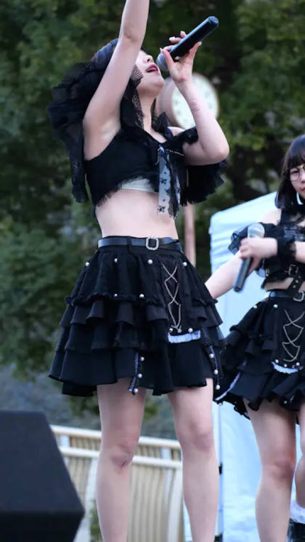 ブラジャー見えたアイドルのエロハプニング画像 - 性癖エロ画像 センギリ 32 ブラジャー見えたアイドルのエロハプニング画像 - 性癖エロ画像 センギリ 31 img 6a92e2a8d3f9d