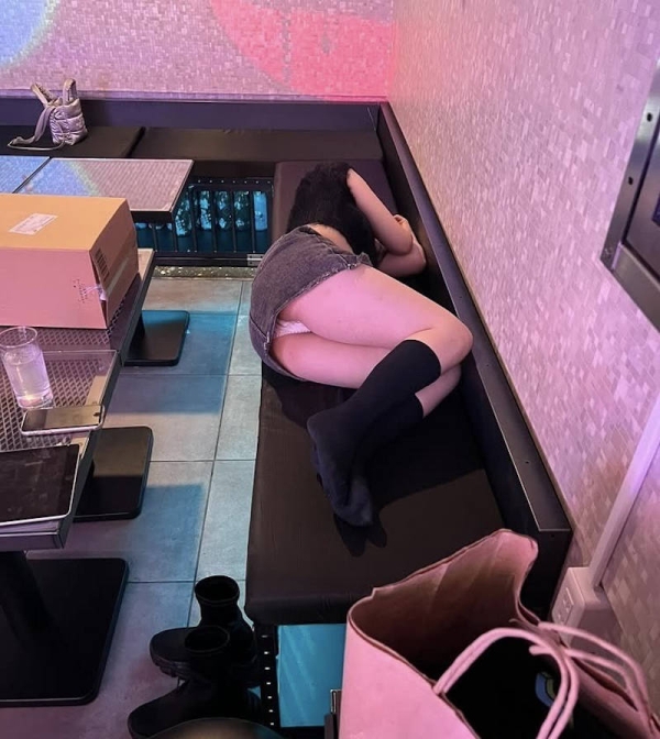 パンチラしやすくなるミニスカエロ画像 - 性癖エロ画像 センギリ 96 パンチラしやすくなるミニスカエロ画像 - 性癖エロ画像 センギリ 95 img 6ab2864165425