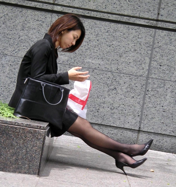 綺麗なお姉さんの履く黒パンストがエチエチなエロ画像 | 素人エロ画像やったる夫 8 綺麗なお姉さんの履く黒パンストがエチエチなエロ画像 | 素人エロ画像やったる夫 7 img 6abe478002f55