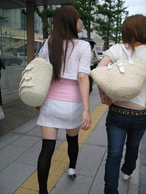 夏も終わるし街で見かけたパンツ透け透け娘の街撮り放出wwww | 素人エロ画像やったる夫 12 夏も終わるし街で見かけたパンツ透け透け娘の街撮り放出wwww | 素人エロ画像やったる夫 11 img 6ae3317c2e14b