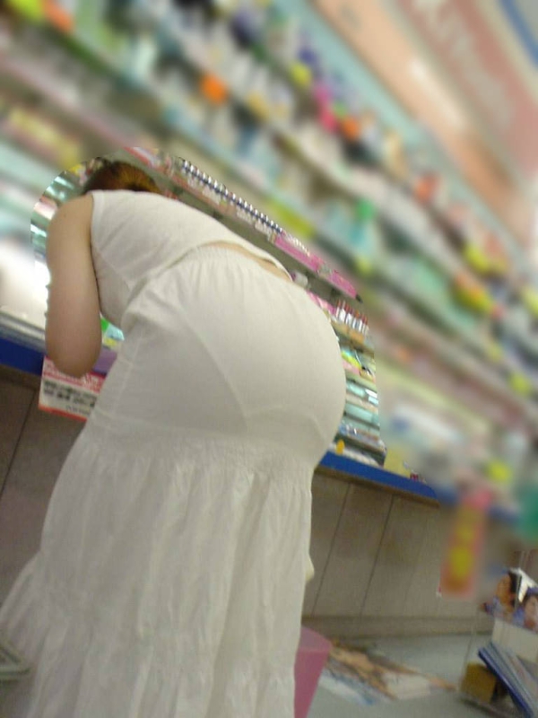 夏も終わるし街で見かけたパンツ透け透け娘の街撮り放出wwww | 素人エロ画像やったる夫 52 夏も終わるし街で見かけたパンツ透け透け娘の街撮り放出wwww | 素人エロ画像やったる夫 51 img 6ae3317eaae44