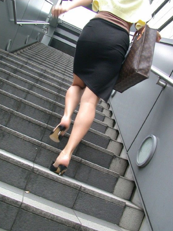 夏も終わるし街で見かけたパンツ透け透け娘の街撮り放出wwww | 素人エロ画像やったる夫 54 夏も終わるし街で見かけたパンツ透け透け娘の街撮り放出wwww | 素人エロ画像やったる夫 53 img 6ae3317ec8c29