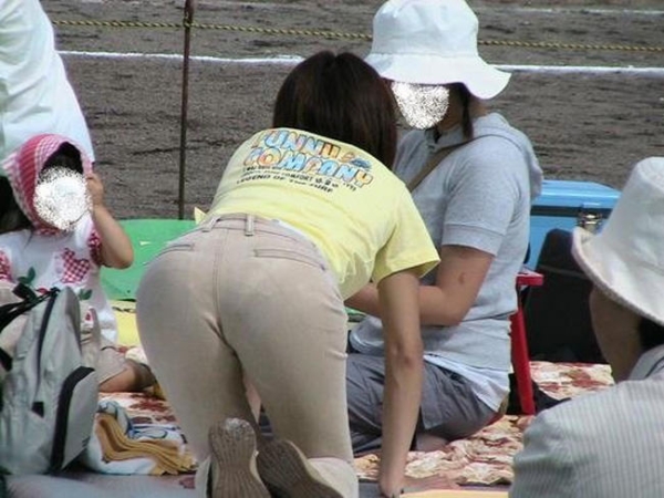 夏も終わるし街で見かけたパンツ透け透け娘の街撮り放出wwww | 素人エロ画像やったる夫 62 夏も終わるし街で見かけたパンツ透け透け娘の街撮り放出wwww | 素人エロ画像やったる夫 61 img 6ae3317f34431